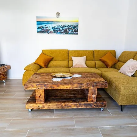 Appartamento Ferienwohnung Fuer 5 Personen Ca 1 Qm In Privlaka, Dalmatien Norddalmatien