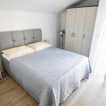 Ferienwohnung Fuer 5 Personen Ca 1 Qm In Privlaka, Dalmatien Norddalmatien Appartamento Privlaka (Zadar)